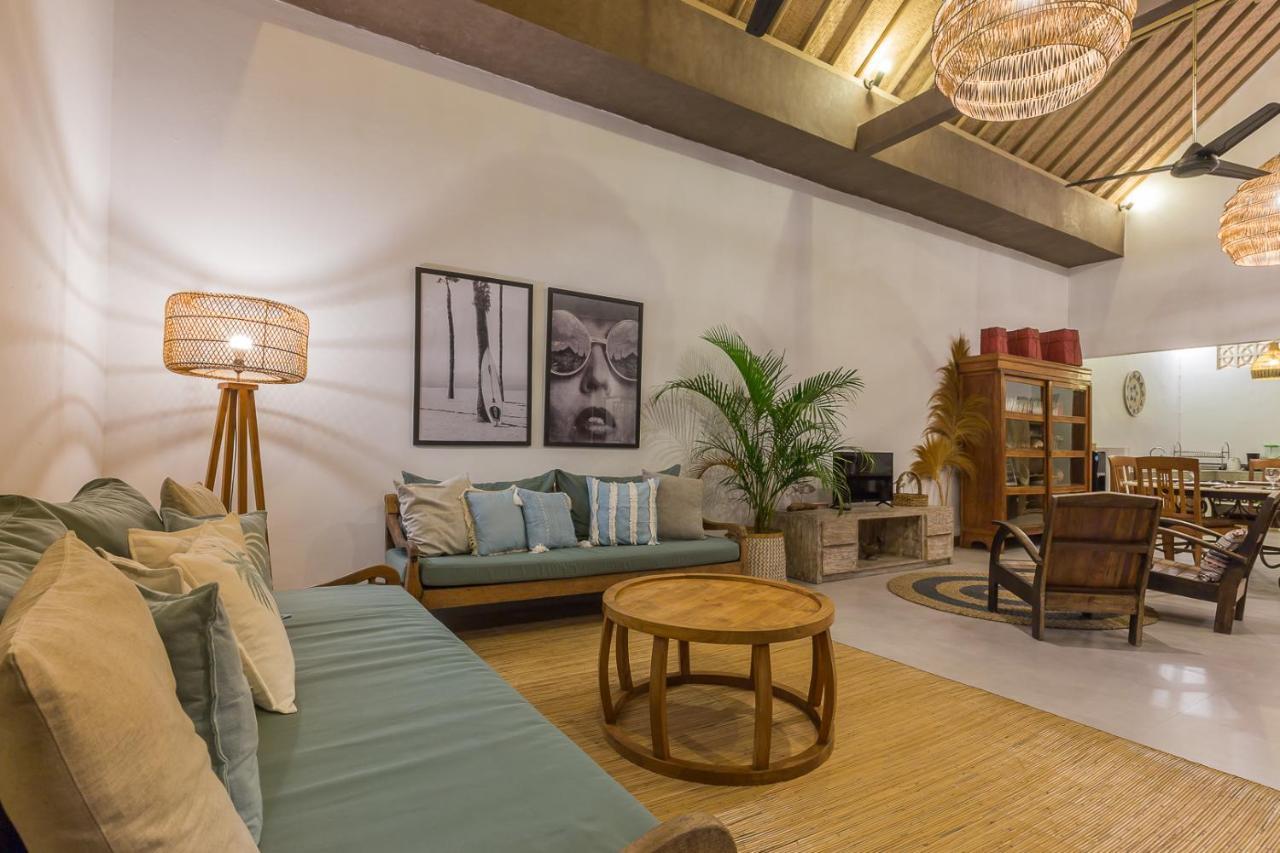 Pulesari 2 Bedrooms Seminyak Eksteriør billede