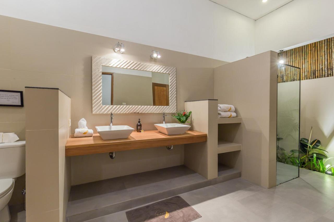 Pulesari 2 Bedrooms Seminyak Eksteriør billede